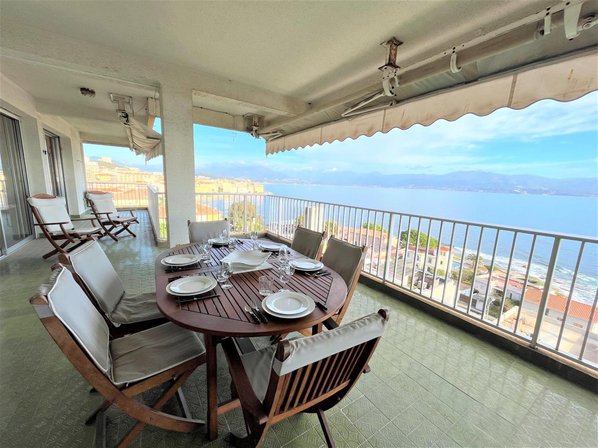Appartement Vue Mer Carmino Ajaccio アジャクシオ エクステリア 写真
